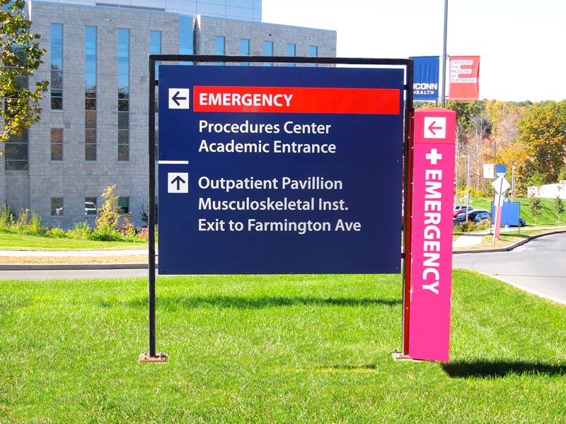 UCONN Health Center UCHC Farmington, CT Exterior Wayfinding Signs